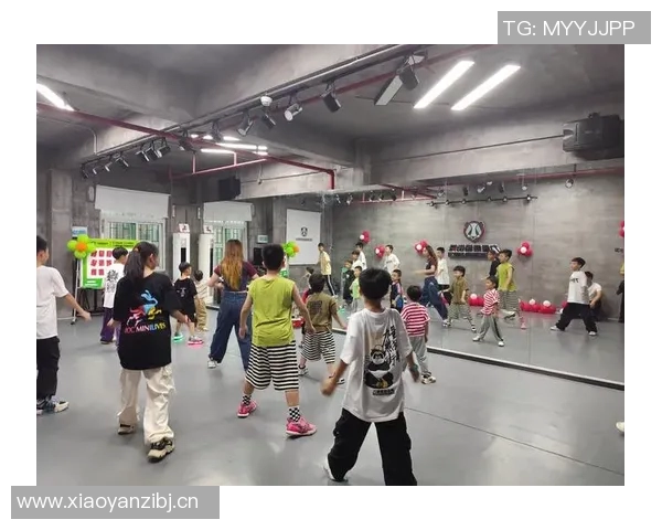 深圳街舞队的风格转变分析及其对团队表现的影响探讨
