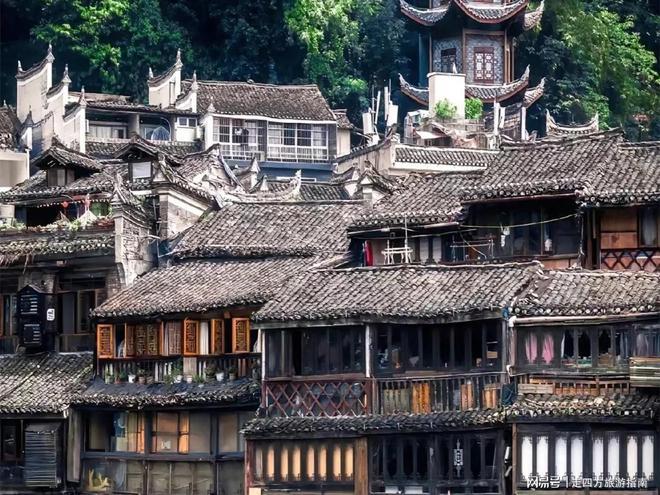 户外运动张家界五天四晚旅游攻略｜家庭程摆设含天门山+丛林公园(图2)